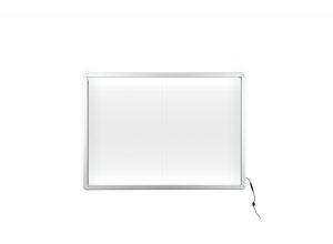 Gablota informacyjna wewnętrzna 2x3 - model 1 z przesuwnymi drzwiami z oświetleniem LED korkowa / tekstylna / lakierowana